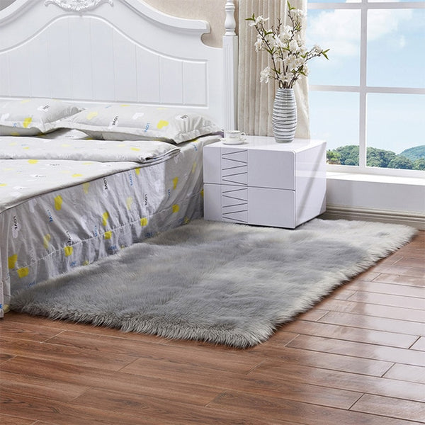 White Long Hair Fashion Bedroom Carpet Shaggy Silky